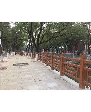 施工中怎樣確保仿木護欄的質(zhì)量？