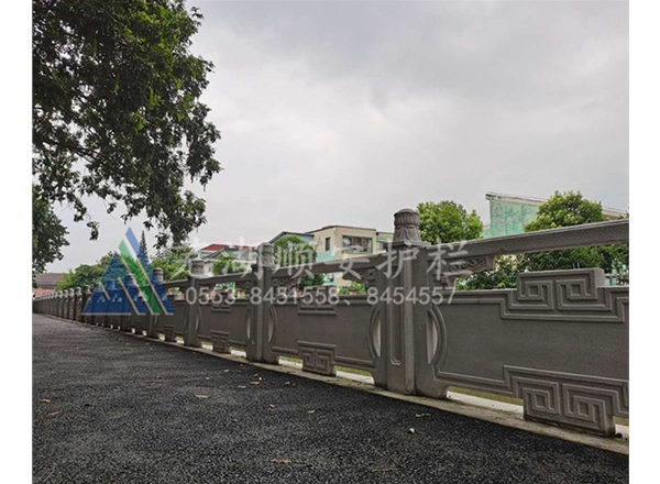 上海淞江道路護欄